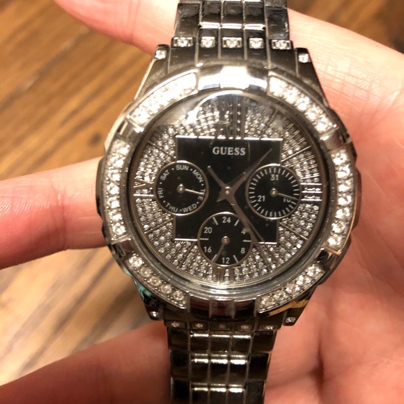 Guess Watch - Picture 2 of 4